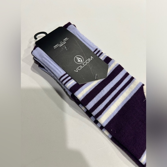 Volcom Women's XS/S Tundra Tech Socks Ski Snowboard NWT Wool Acrylic Purple - Picture 5 of 8